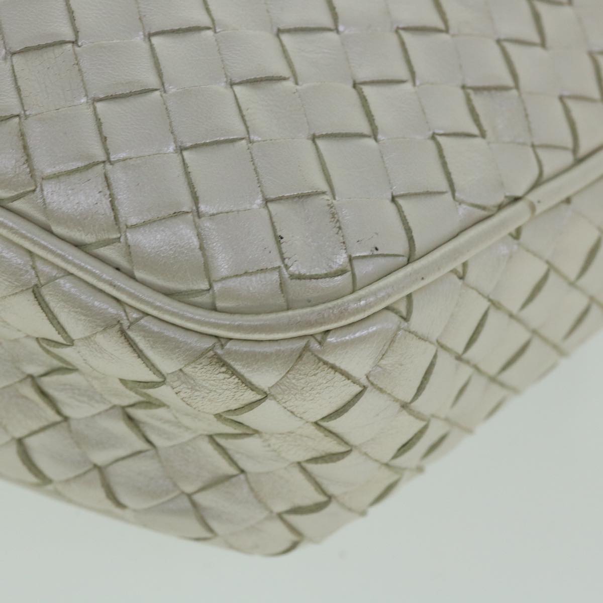 BOTTEGA VENETA INTRECCIATO Hand Bag Leather White Pearl Auth 55736