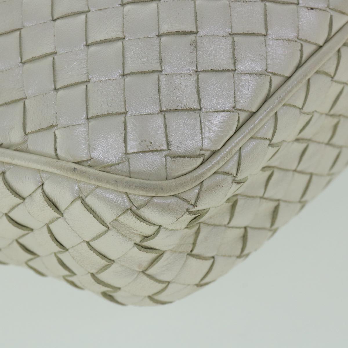 BOTTEGA VENETA INTRECCIATO Hand Bag Leather White Pearl Auth 55736