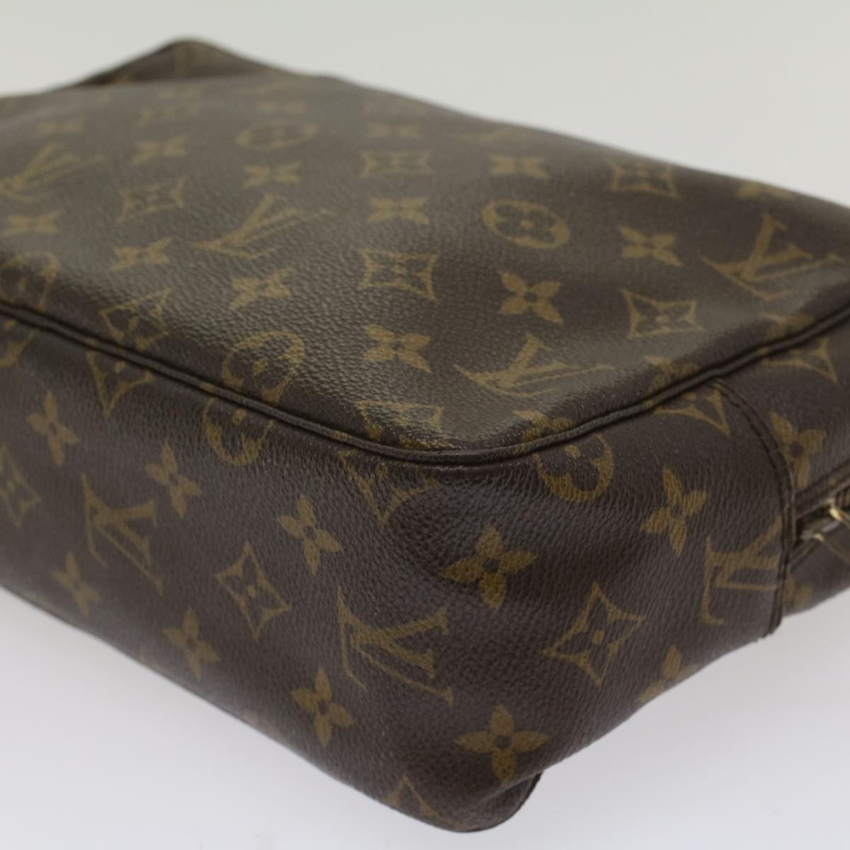 LOUIS VUITTON Monogram Trousse Toilette 28 Clutch Bag M47522 LV Auth 55785