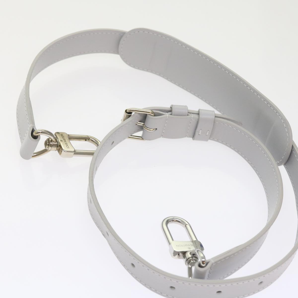 LOUIS VUITTON Monogram White Keepall Bandouliere 50 Bag M44643 LV Auth 55862S