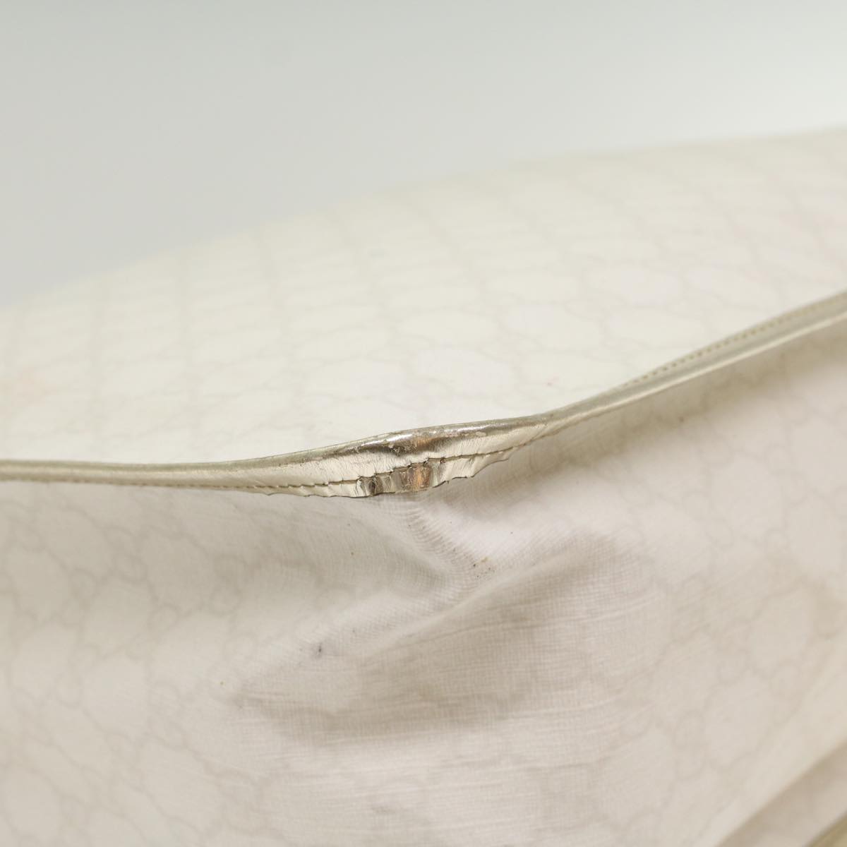 GUCCI GG Supreme Hand Bag PVC Leather White 189899 Auth 56294