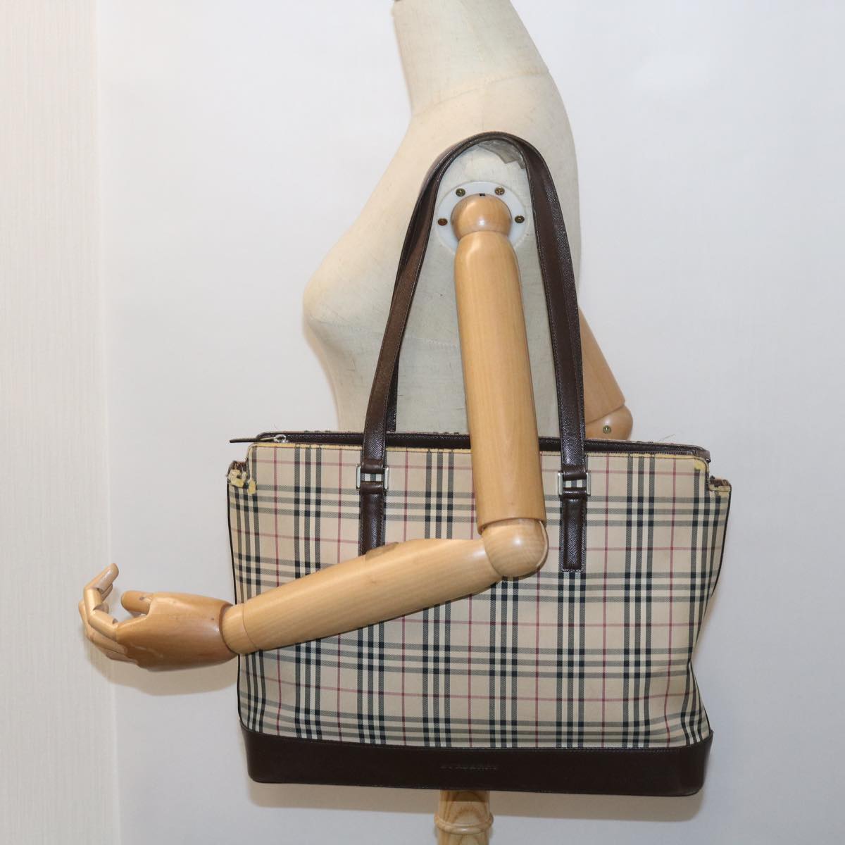 BURBERRY Nova Check Tote Bag Canvas Beige Auth 56398