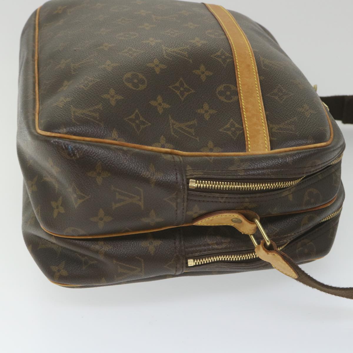 LOUIS VUITTON Monogram Reporter GM Shoulder Bag M45252 LV Auth 56498