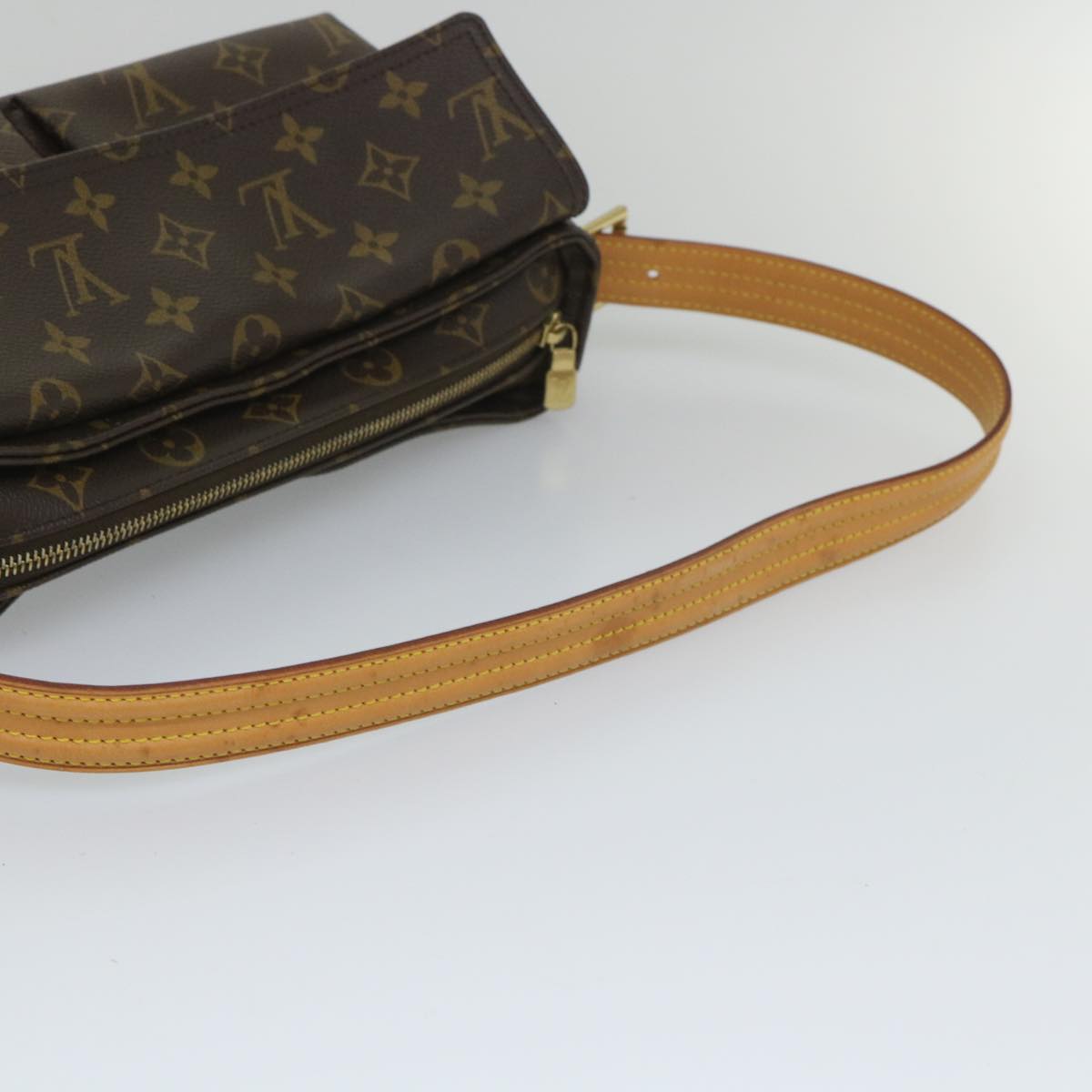 LOUIS VUITTON Monogram Viva Cite MM Shoulder Bag M51164 LV Auth 56730