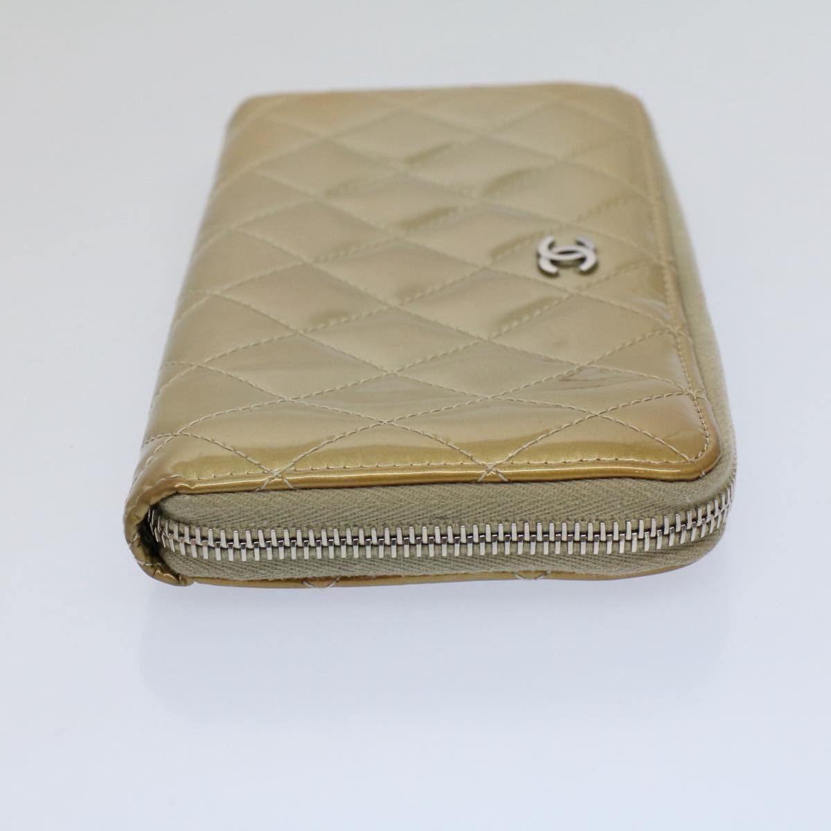 CHANEL Matelasse Long Wallet Patent leather Gold Tone CC Auth 57357