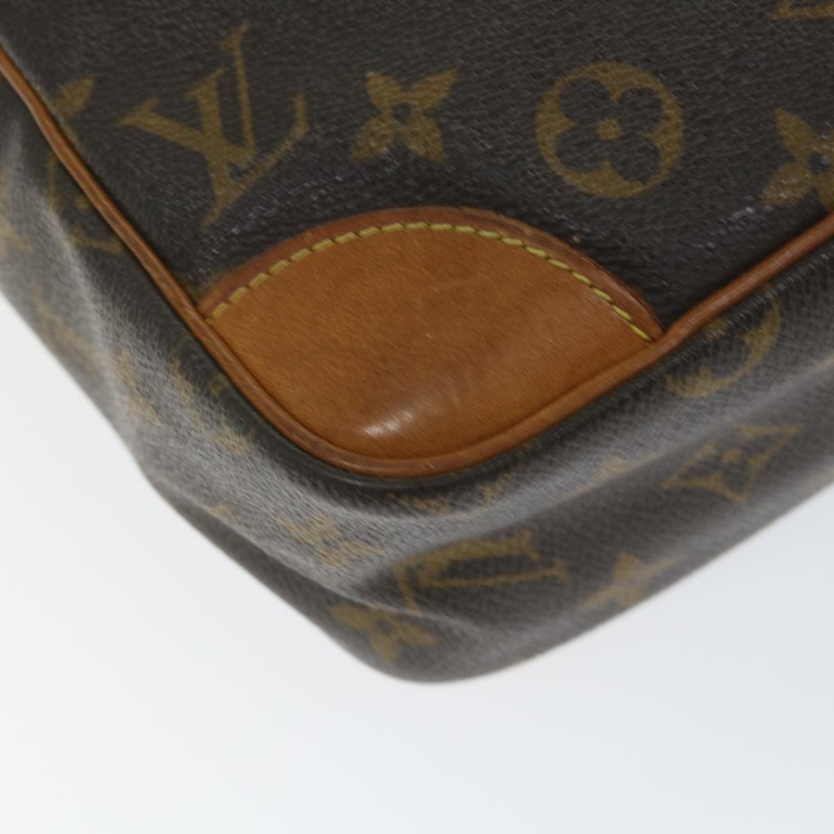 LOUIS VUITTON Monogram Danube MM Shoulder Bag M45264 LV Auth 57466