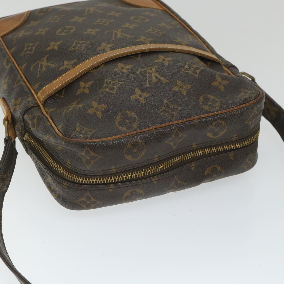 LOUIS VUITTON Monogram Danube MM Shoulder Bag M45264 LV Auth 57466