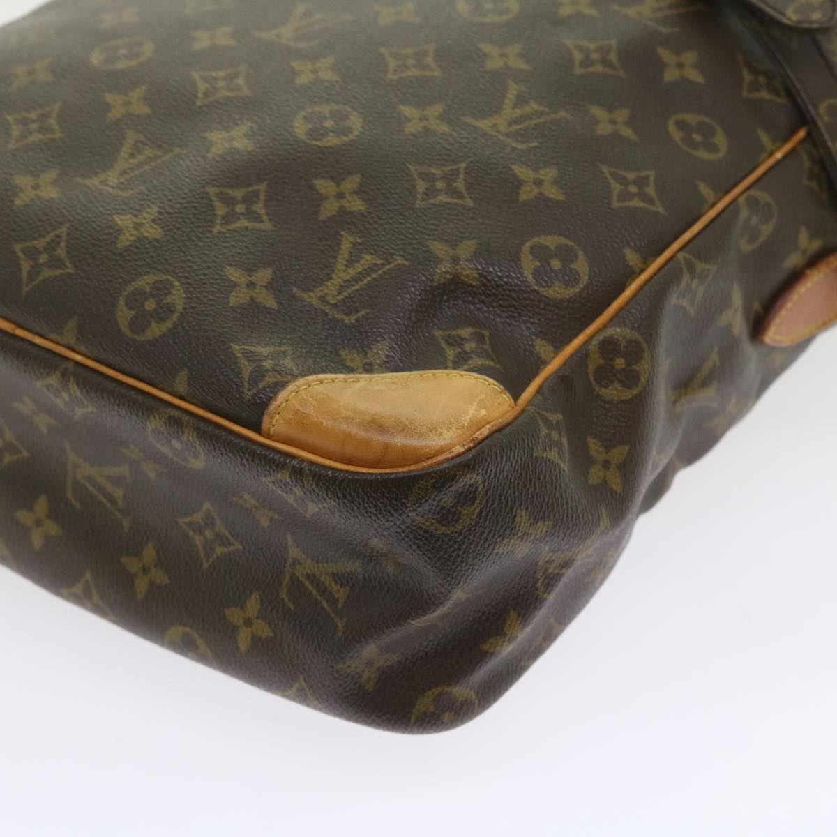 LOUIS VUITTON Monogram Danube GM Shoulder Bag M45262 LV Auth 57592