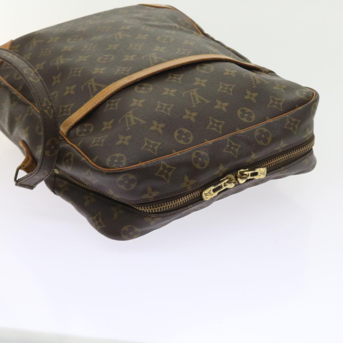 LOUIS VUITTON Monogram Danube GM Shoulder Bag M45262 LV Auth 57592