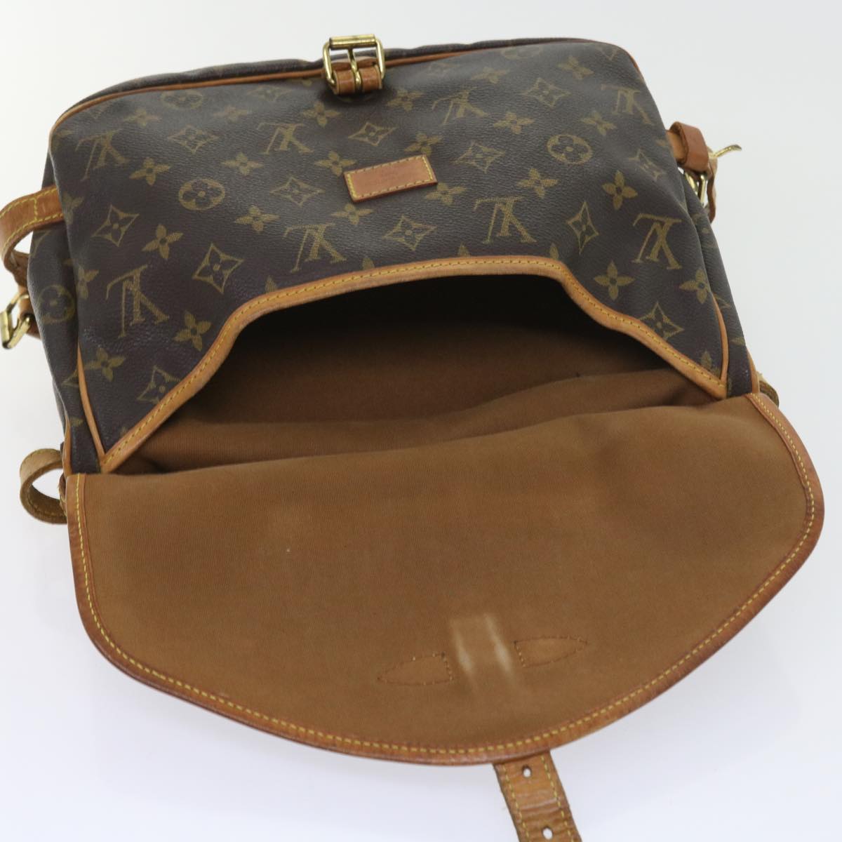 LOUIS VUITTON Monogram Saumur 30 Shoulder Bag M42256 LV Auth 57662