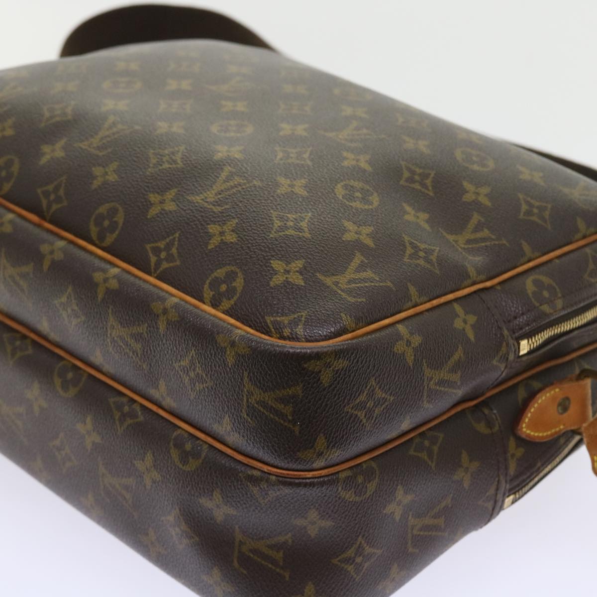 LOUIS VUITTON Monogram Reporter GM Shoulder Bag M45252 LV Auth 57699