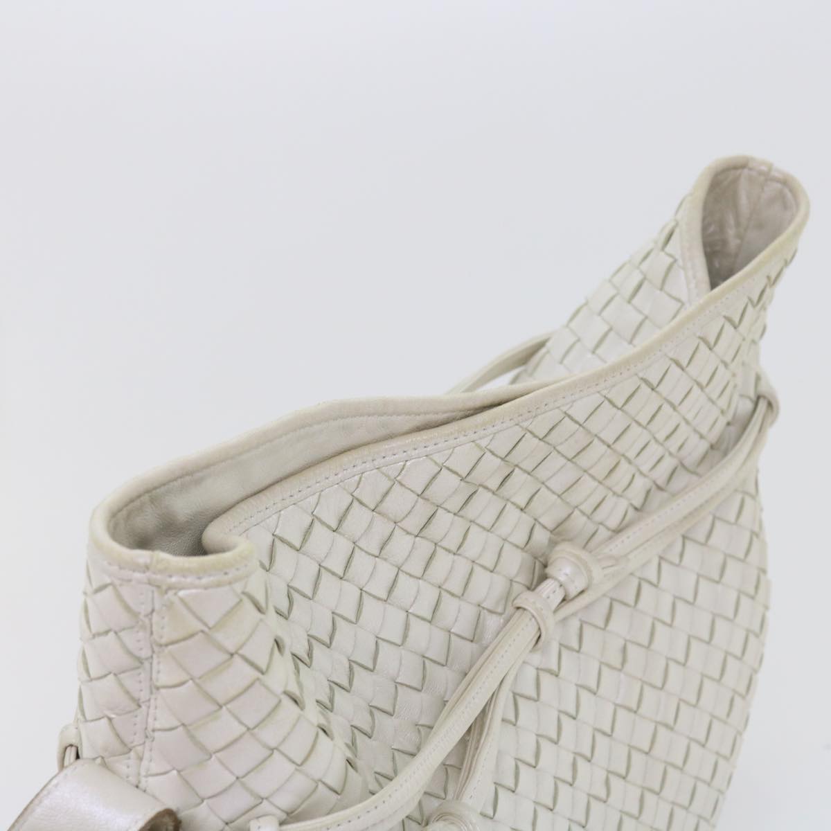 BOTTEGAVENETA INTRECCIATO Shoulder Bag Leather White Auth 57834