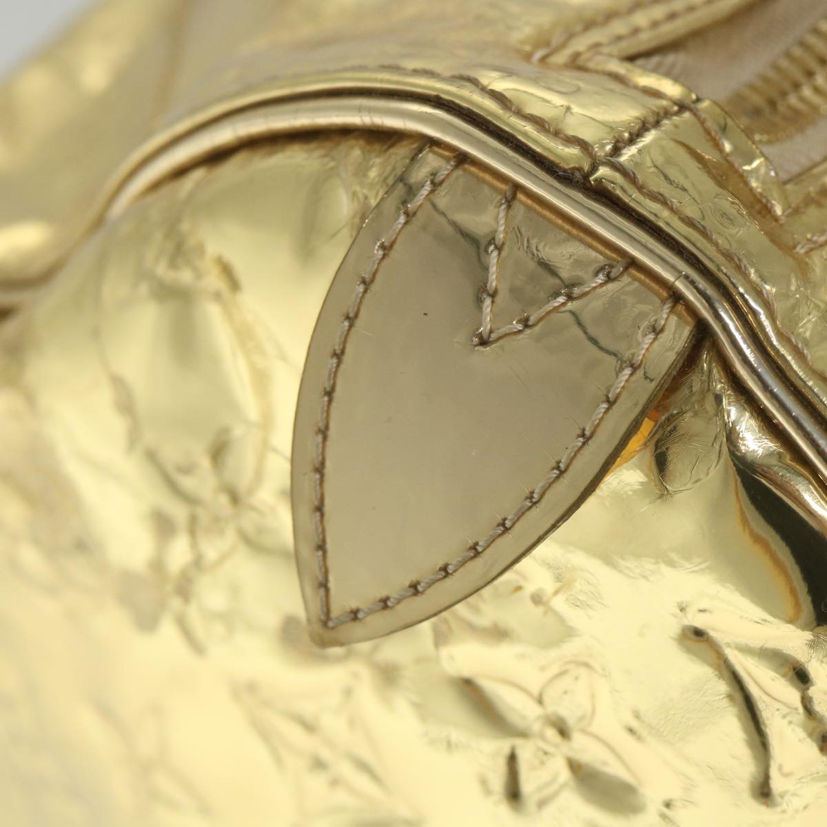 LOUIS VUITTON Monogram Miroir Keepall 55 Boston Bag Gold LV Auth 57842SM