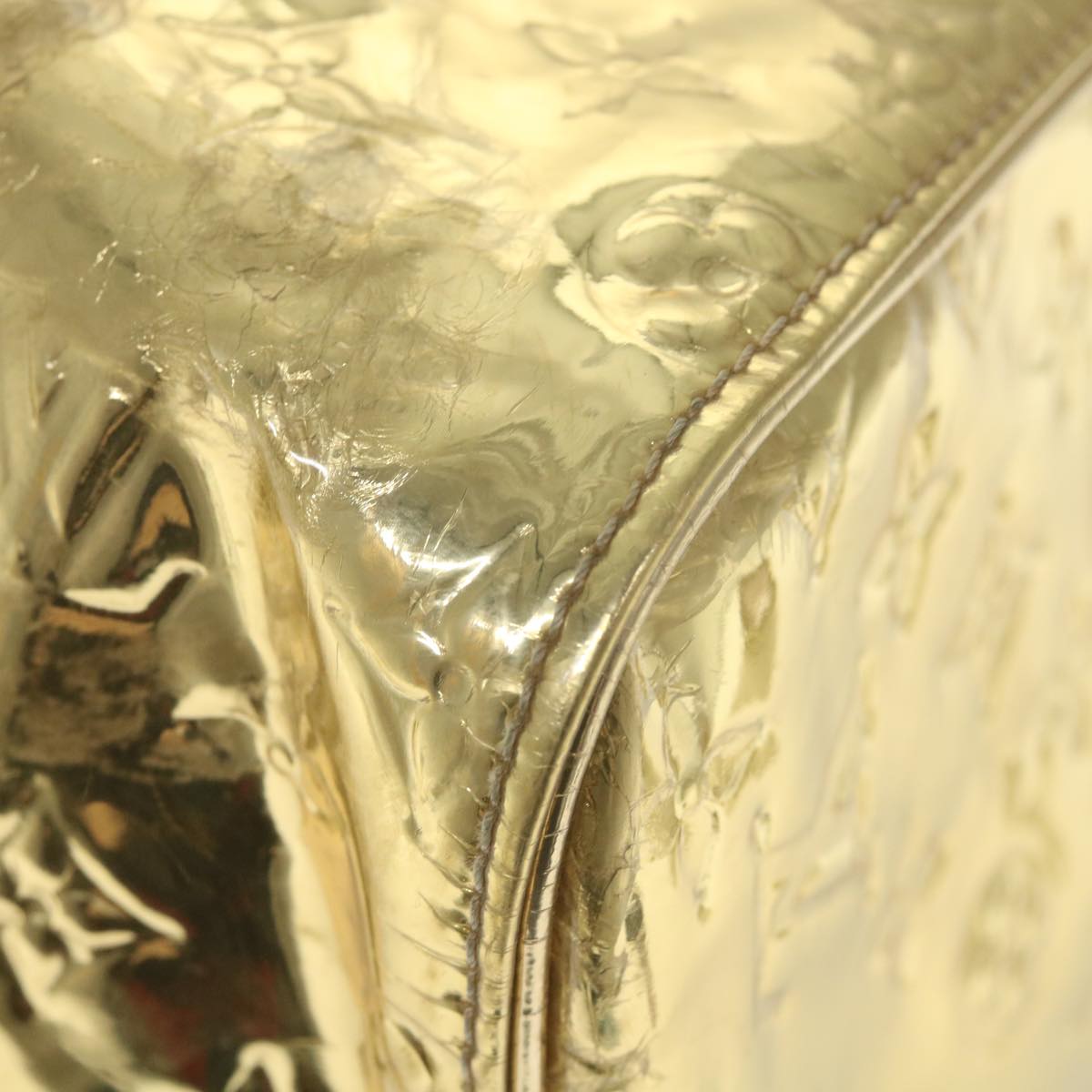LOUIS VUITTON Monogram Miroir Keepall 55 Boston Bag Gold LV Auth 57842SM