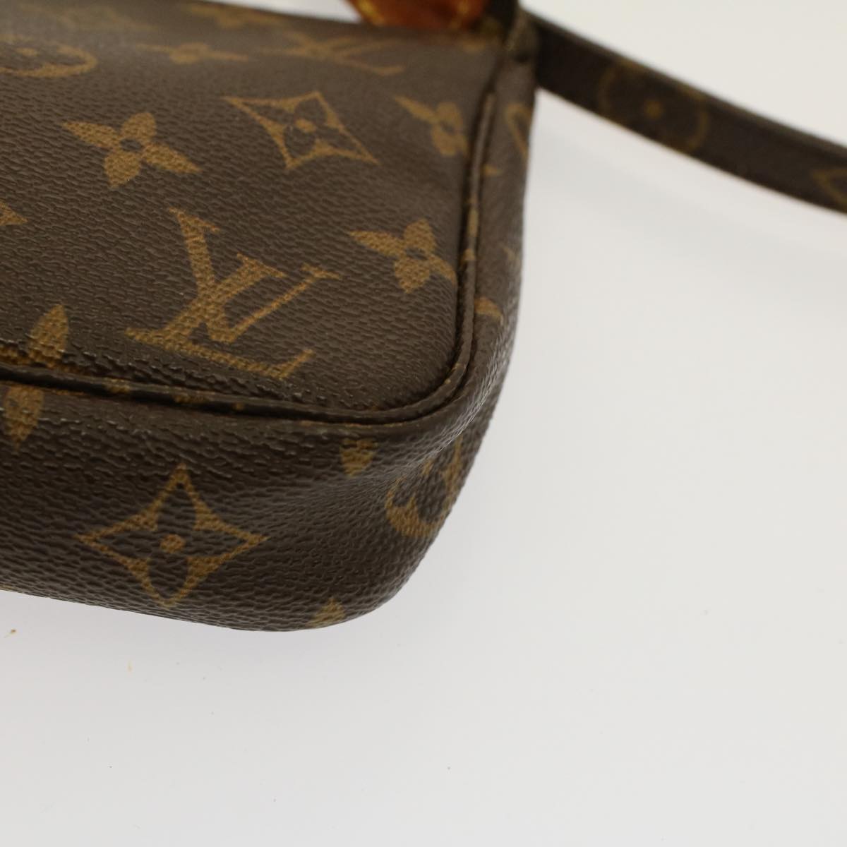 LOUIS VUITTON Monogram Pochette Accessoires Pouch M51980 LV Auth 57863