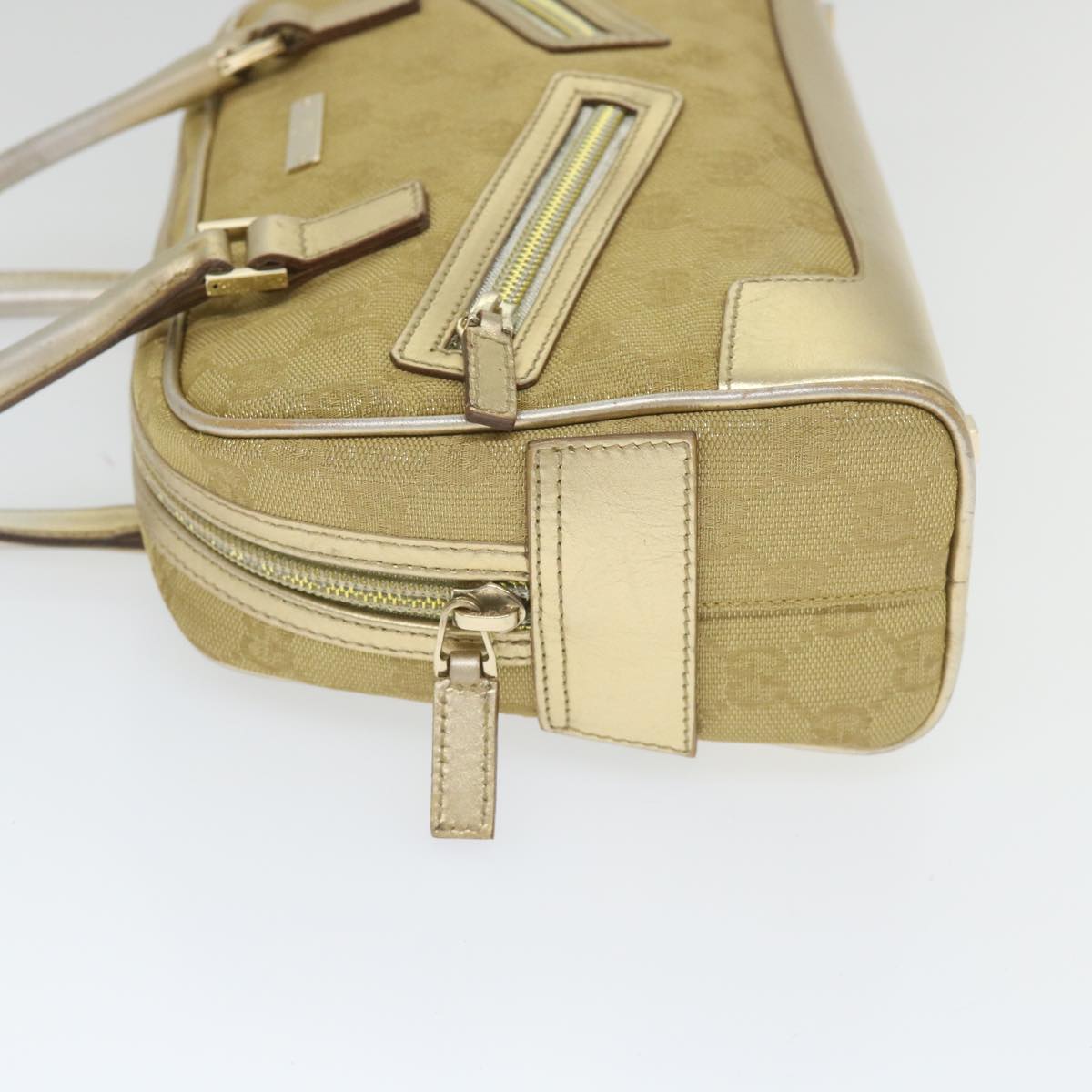 GUCCI GG Canvas Hand Bag Gold 000 0852 2123 Auth 57933