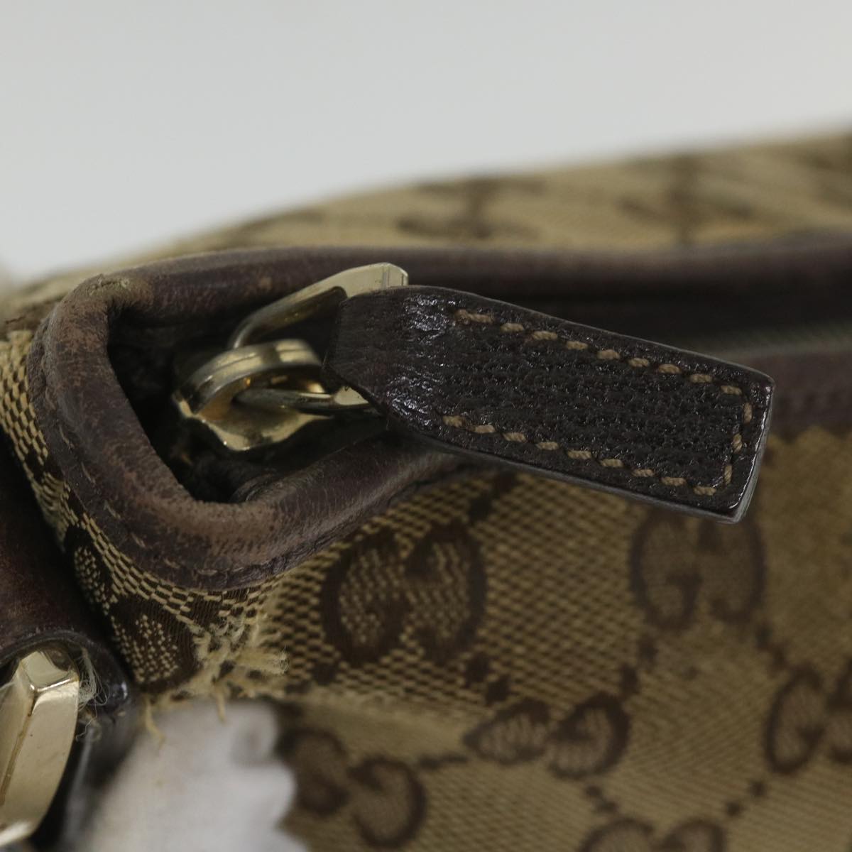 GUCCI GG Canvas Shoulder Bag Beige 131326 Auth 58039