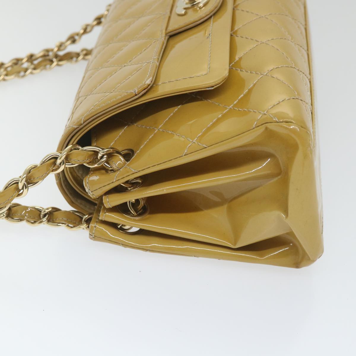 CHANEL Matelasse Chain Shoulder Bag Patent leather Yellow CC Auth 58350A