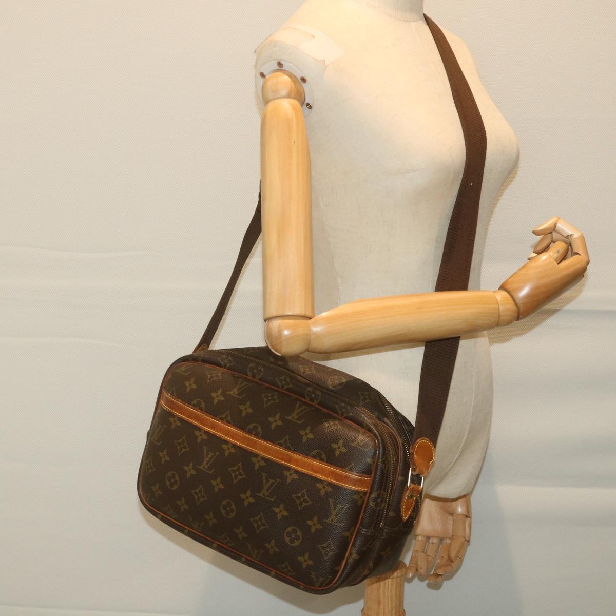 LOUIS VUITTON Monogram Reporter PM Shoulder Bag M45254 LV Auth 58480