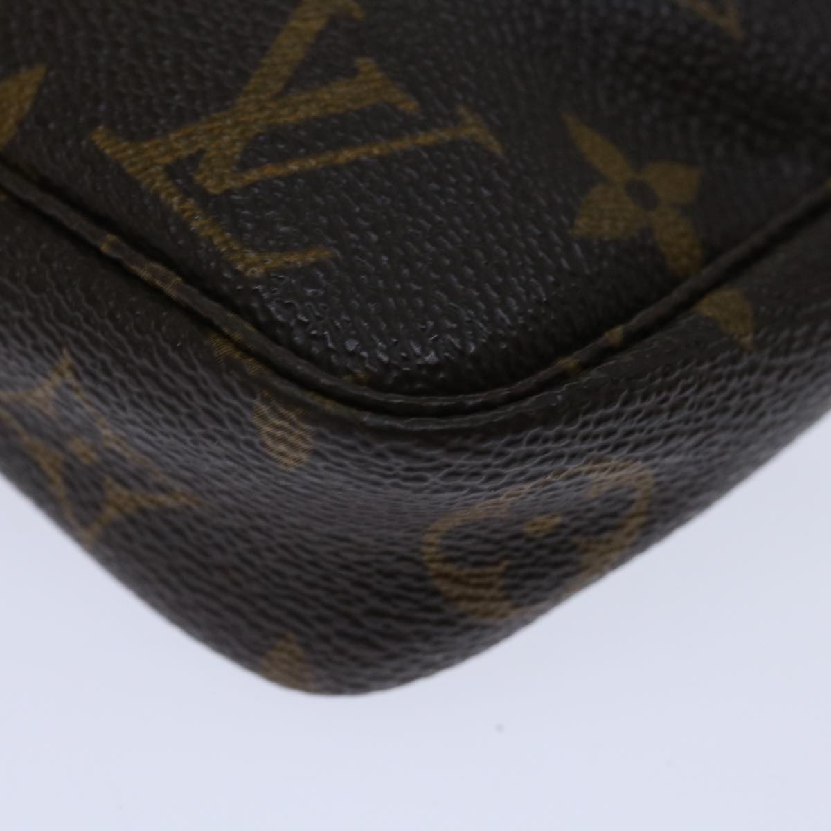 LOUIS VUITTON Monogram Pochette Accessoires Pouch M51980 LV Auth 58503