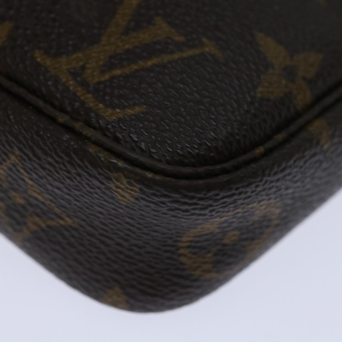 LOUIS VUITTON Monogram Pochette Accessoires Pouch M51980 LV Auth 58503