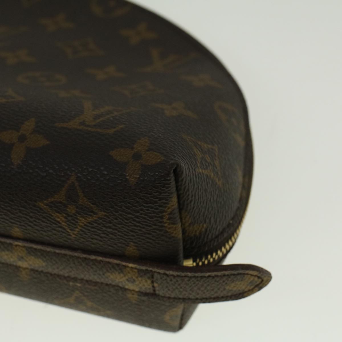 LOUIS VUITTON Monogram Trousse Demi Ronde Cosmetic Pouch M47520 LV Auth 58506