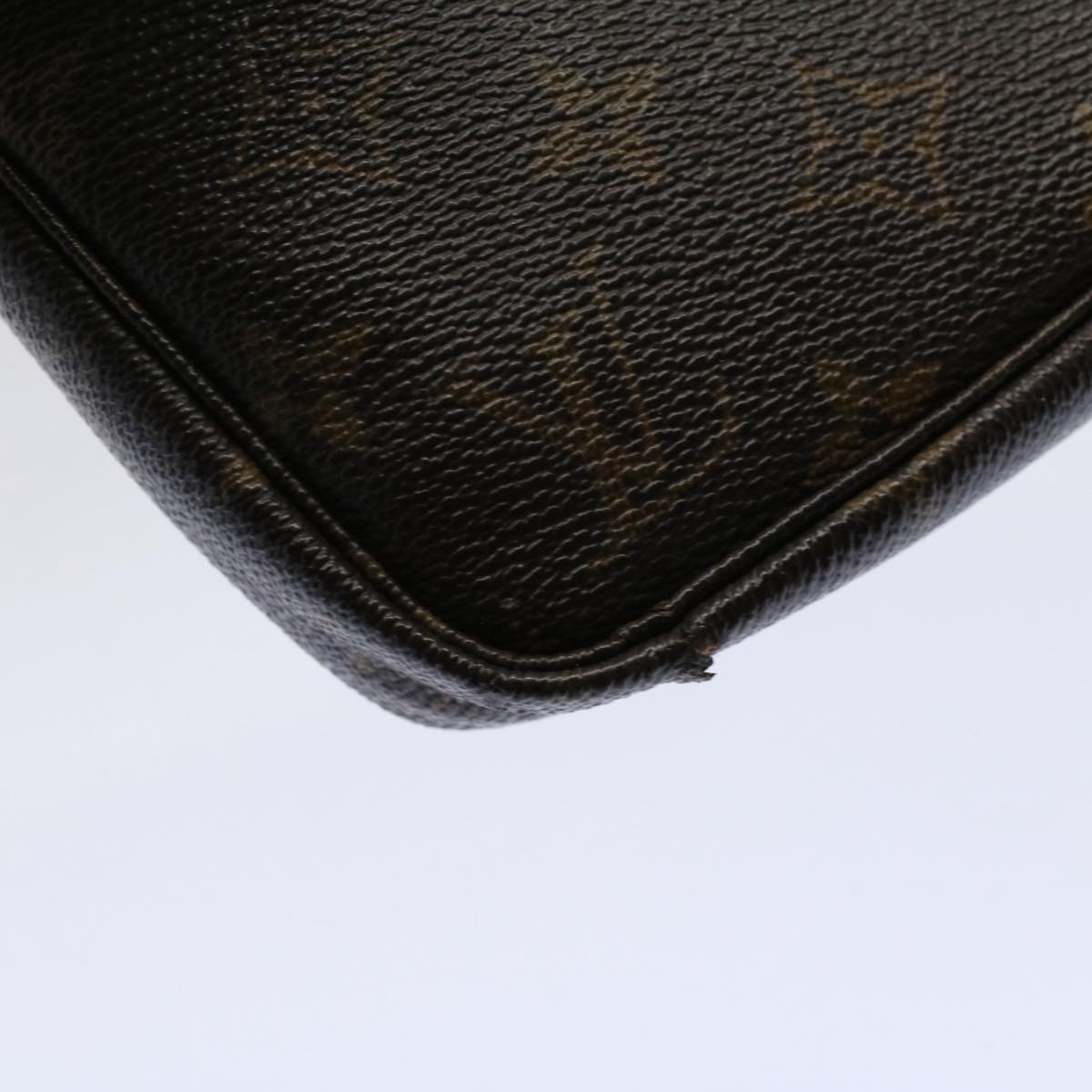 LOUIS VUITTON Monogram Pochette Accessoires Pouch M51980 LV Auth 58655