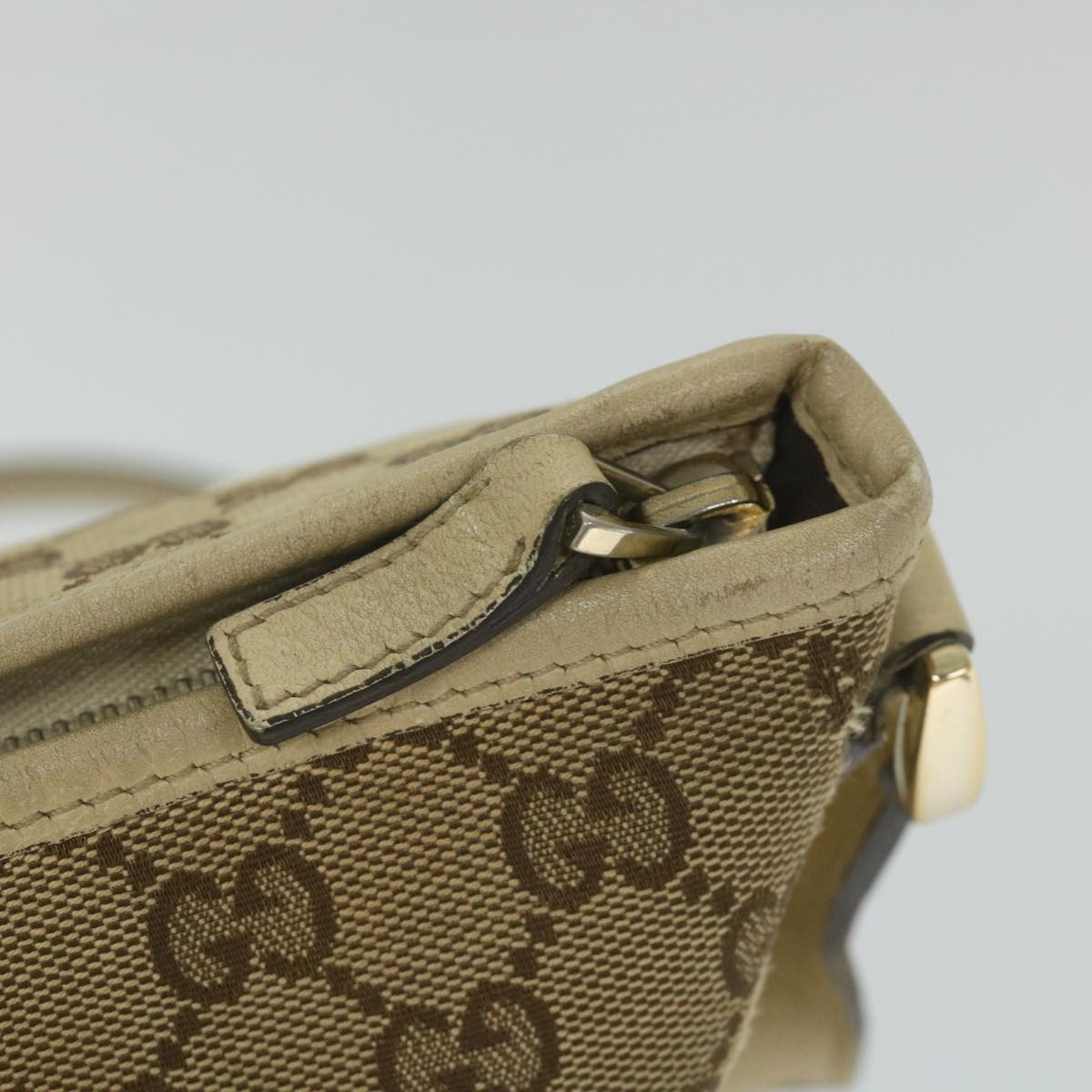 GUCCI GG Canvas Shoulder Bag Beige 131326 Auth 58790