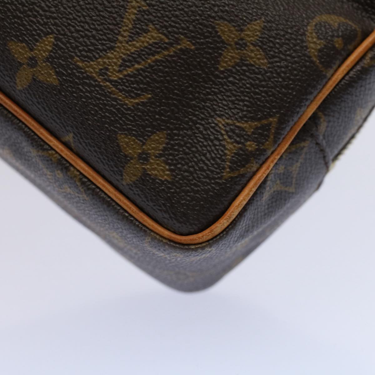 LOUIS VUITTON Monogram Trousse Toilette 25 Clutch Bag M47527 LV Auth 58875