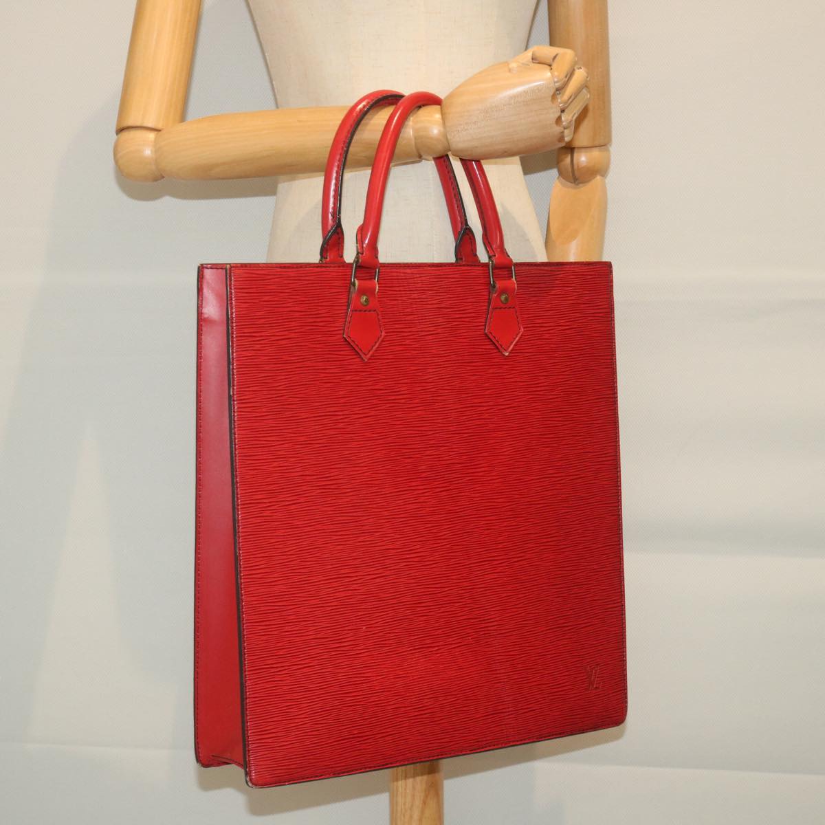 LOUIS VUITTON Epi Sac Plat Hand Bag Red M5274E LV Auth 58961