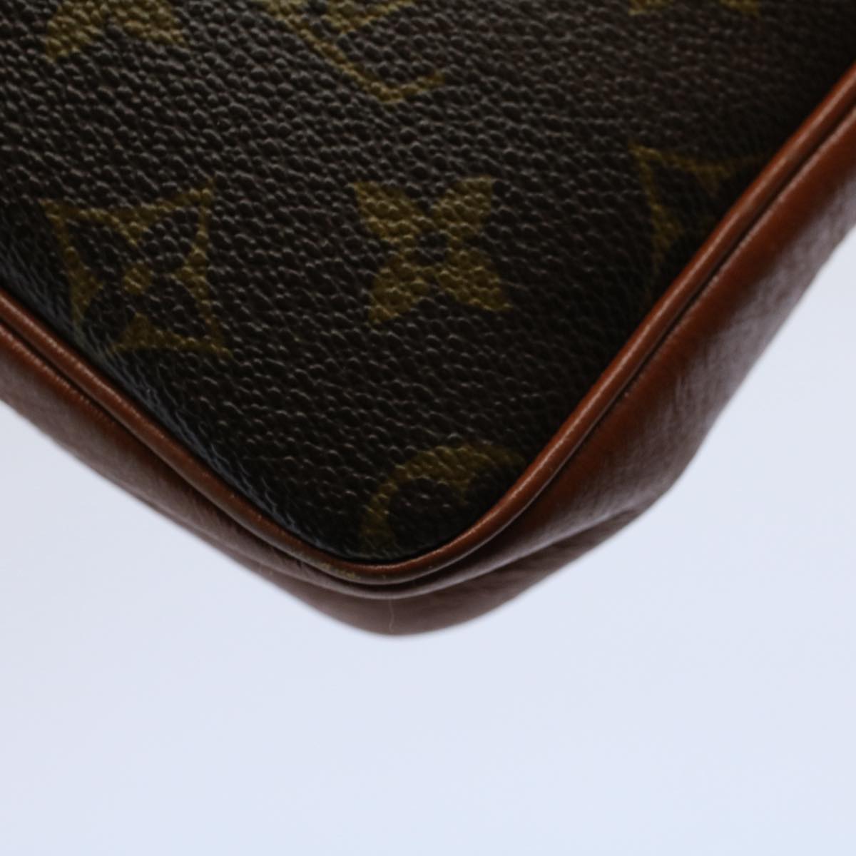 LOUIS VUITTON Monogram Pochette Sports Clutch Bag No.183 LV Auth 59015