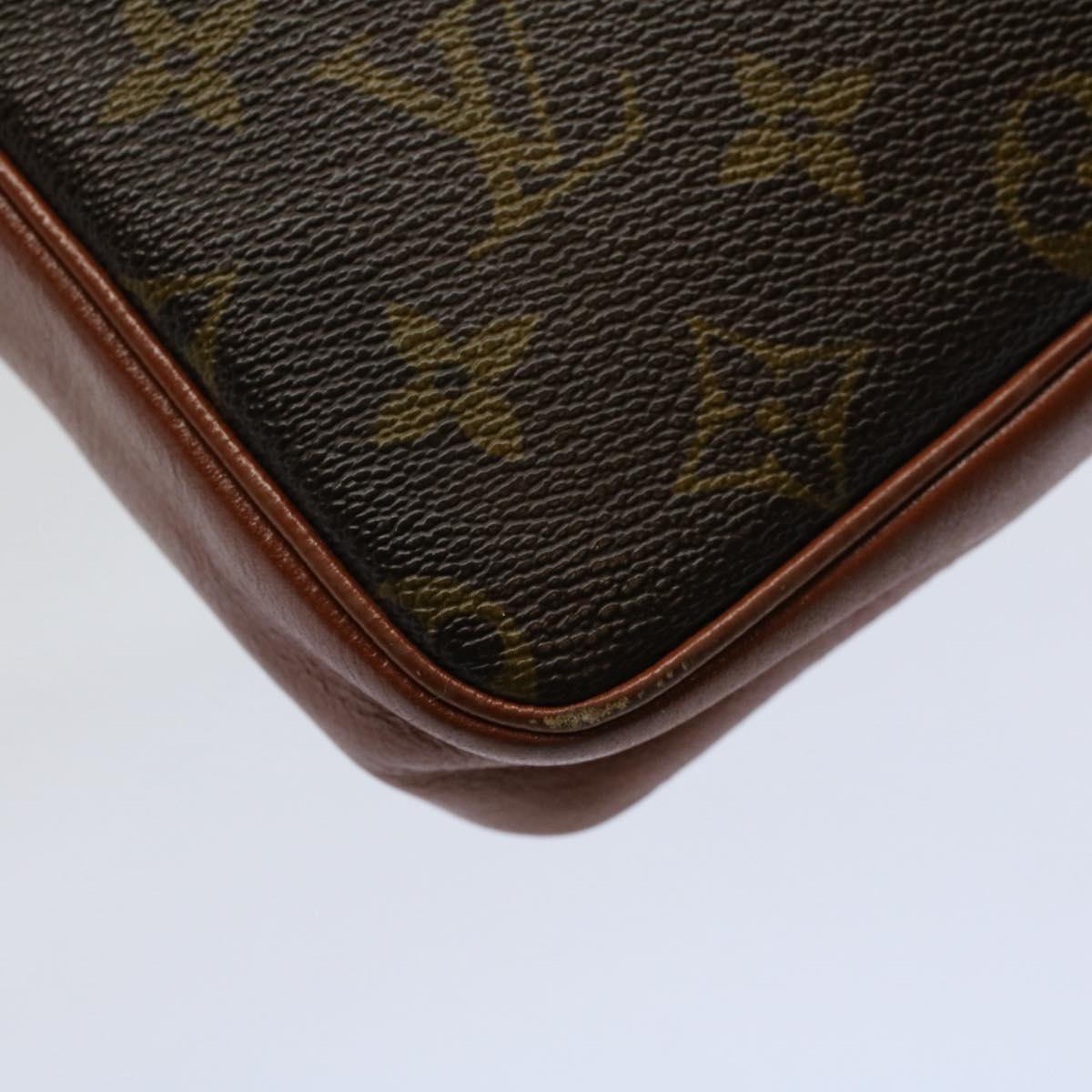 LOUIS VUITTON Monogram Pochette Sports Clutch Bag No.183 LV Auth 59015