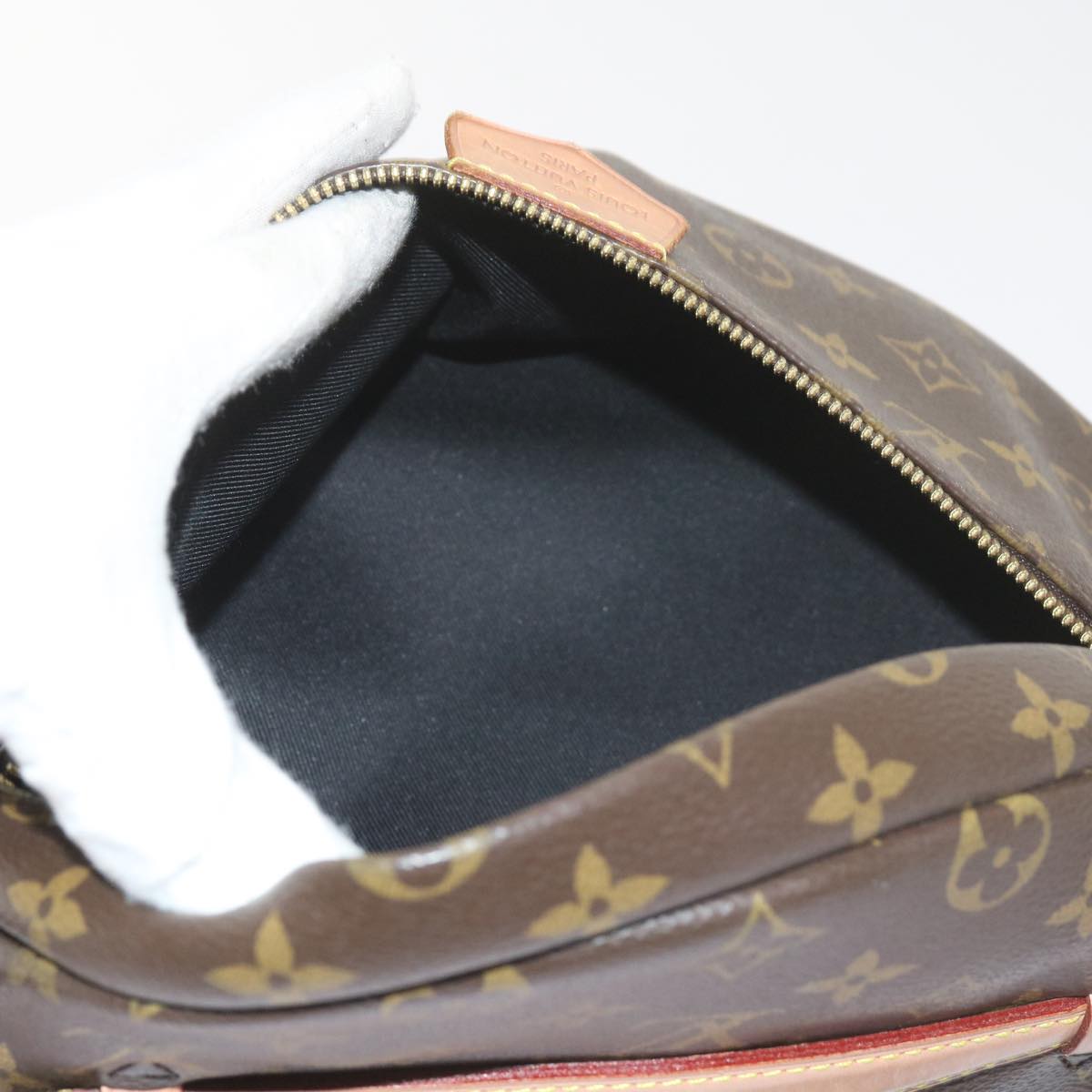 LOUIS VUITTON Monogram Bum Bag Shoulder Bag M43644 LV Auth 59363SAM