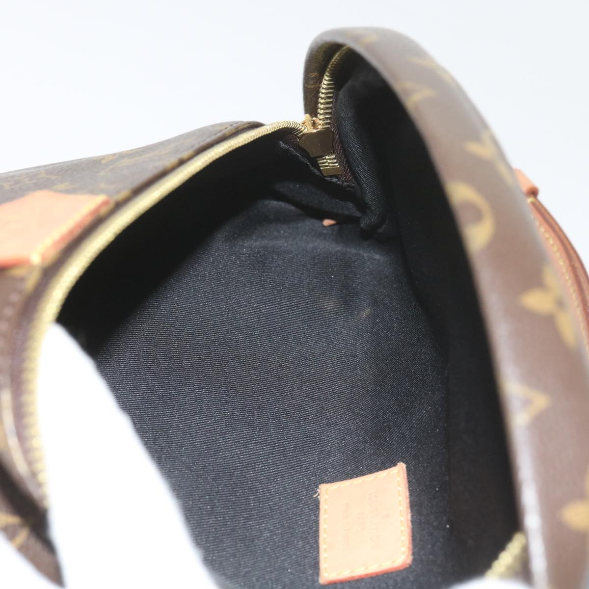 LOUIS VUITTON Monogram Bum Bag Shoulder Bag M43644 LV Auth 59363SAM