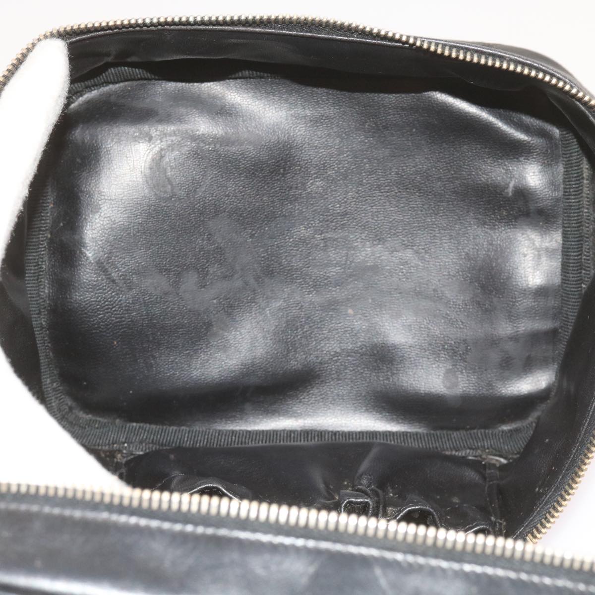 CHANEL Vanity Cosmetic Pouch Leather Black CC Auth 59984