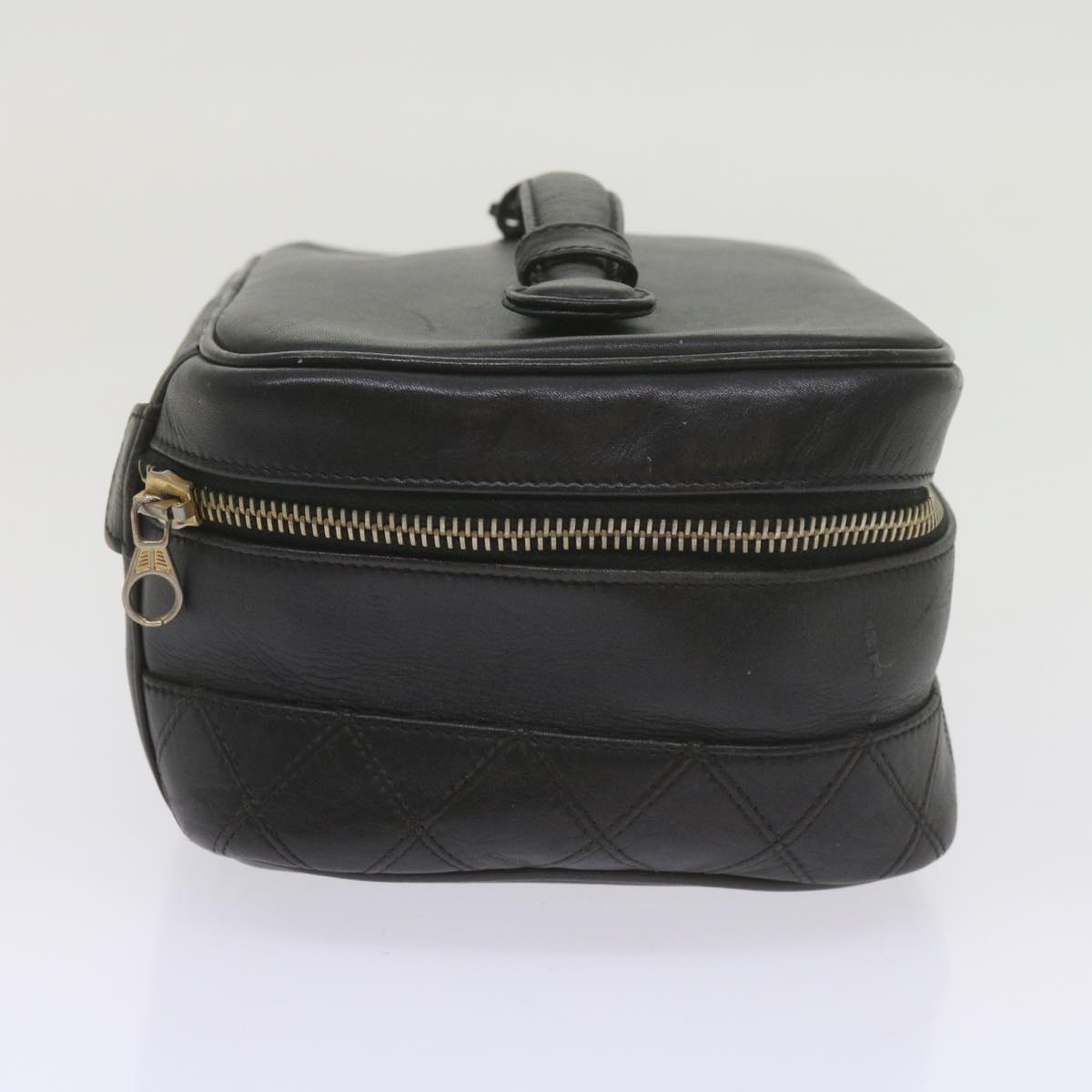 CHANEL Vanity Cosmetic Pouch Leather Black CC Auth 59984