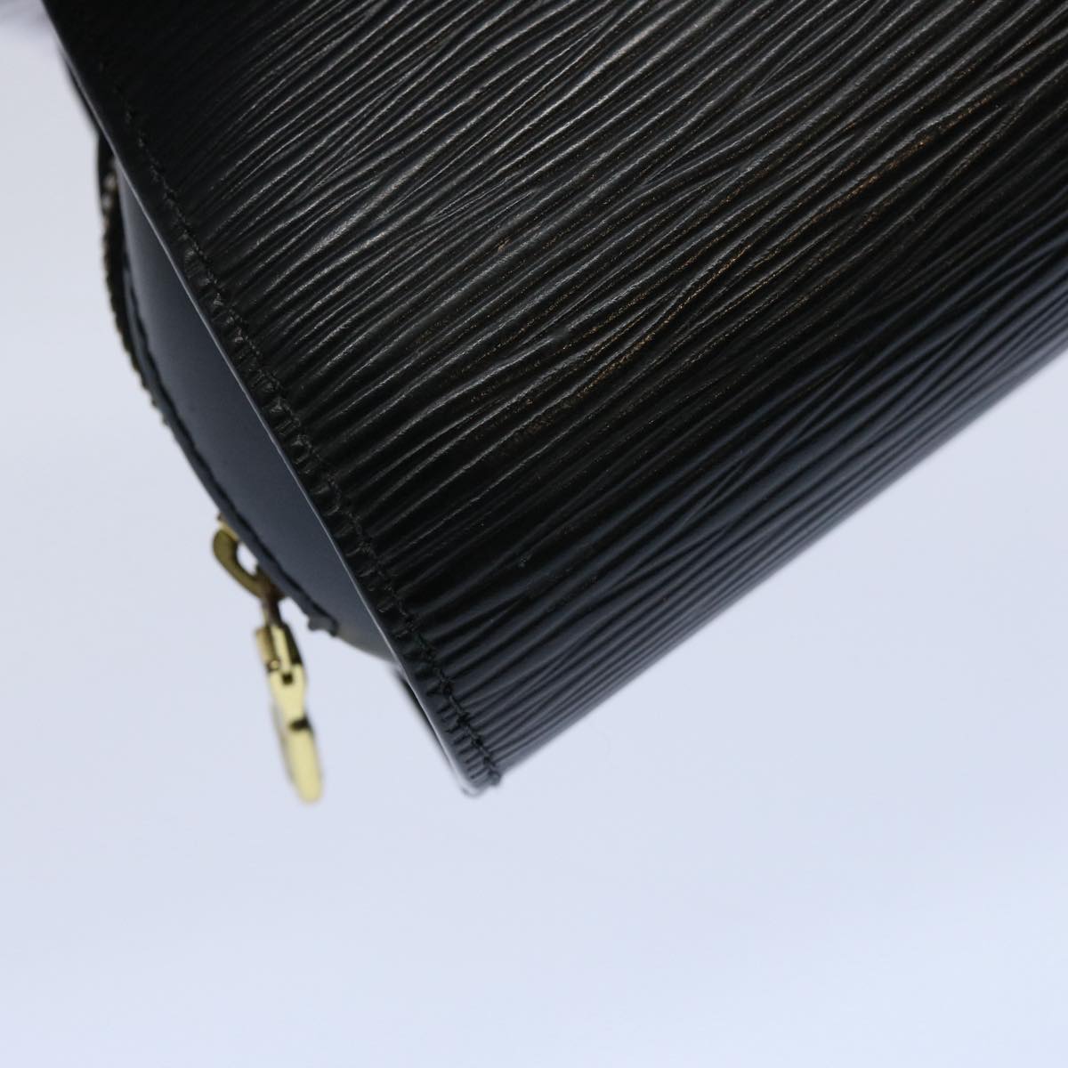 LOUIS VUITTON Epi Dauphine PM Pouch Black M48442 LV Auth 60601