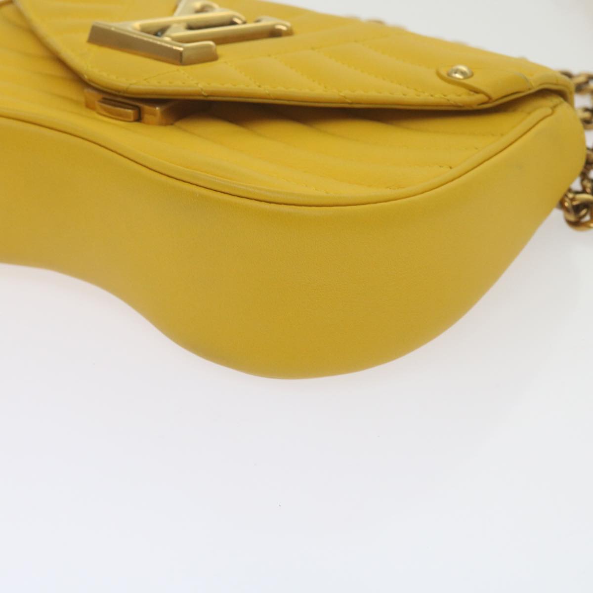 LOUIS VUITTON New Wave Chain Bag PM Shoulder Bag Leather Yellow LV Auth 60852SAV