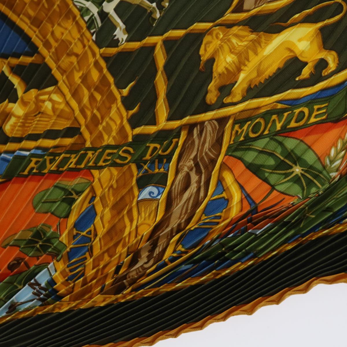 HERMES Carre Pleated RYTHMES DU MONDE Scarf Silk Orange Auth 61141