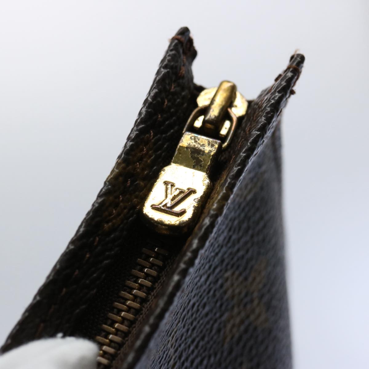 LOUIS VUITTON Monogram Poche Toilette 26 Pouch M47542 LV Auth 61530