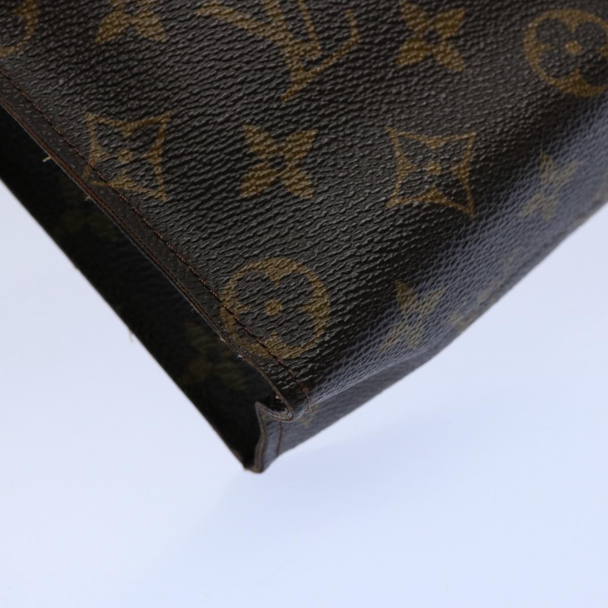 LOUIS VUITTON Monogram Poche Toilette 26 Pouch M47542 LV Auth 61530