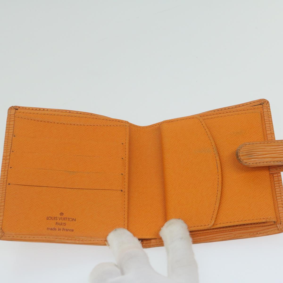 LOUIS VUITTON Epi Porte Billets Compact Bifold Wallet Mandarin M6355H Auth 61922