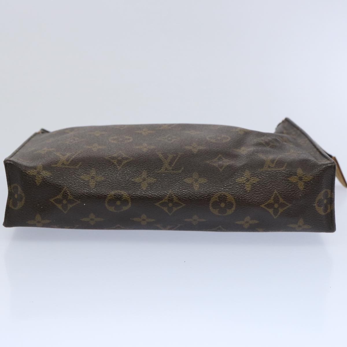 LOUIS VUITTON Monogram Poche Toilette 26 Pouch M47542 LV Auth 62662