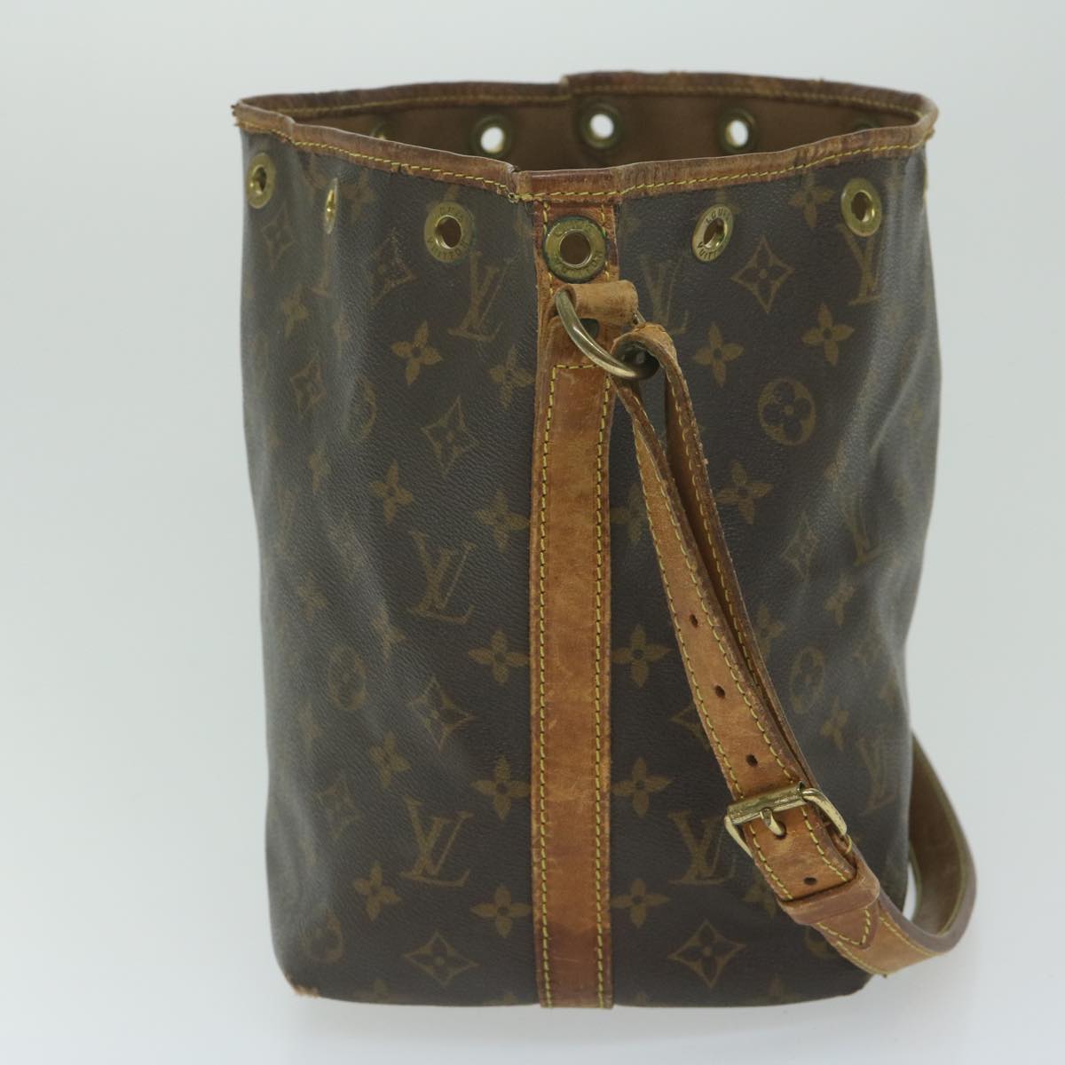 LOUIS VUITTON Monogram Petit Noe Shoulder Bag M42226 LV Auth 62693