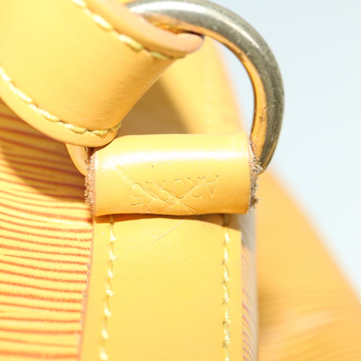 LOUIS VUITTON Epi Noe Shoulder Bag Tassili Yellow M44009 LV Auth 62719