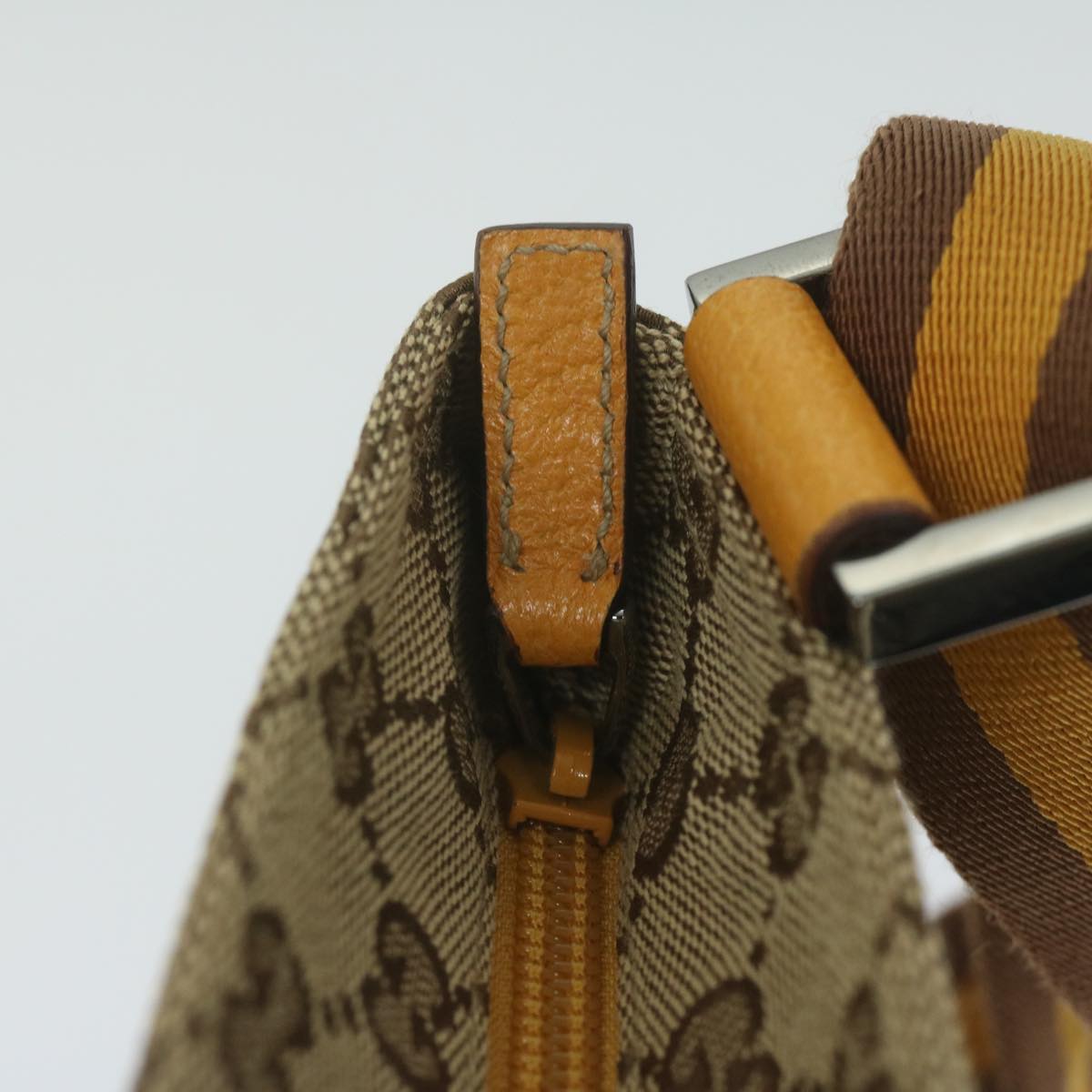 GUCCI GG Canvas Sherry Line Shoulder Bag Beige Yellow Brown 146809 Auth 62827