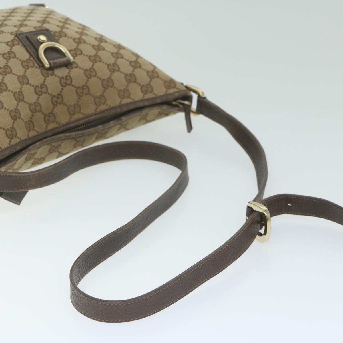 GUCCI GG Canvas Shoulder Bag Beige 131326 Auth 62837