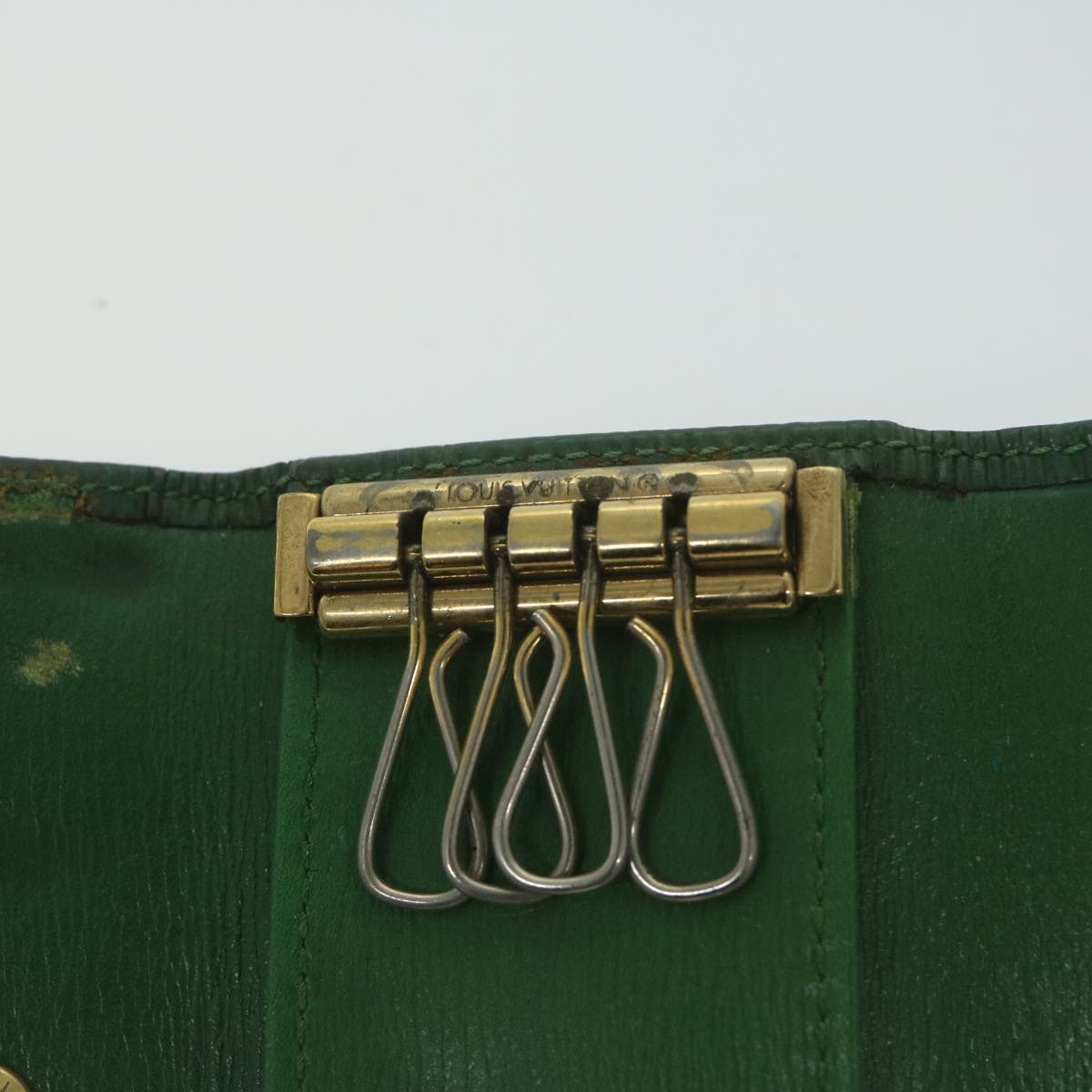 LOUIS VUITTON Epi Monogram Key Case 11 pieces Green Red LV Auth 62872