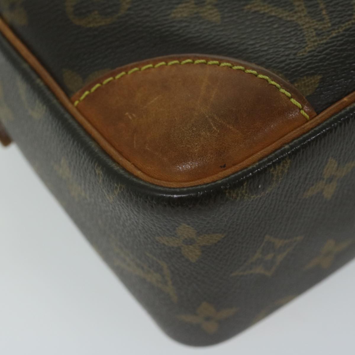 LOUIS VUITTON Monogram Trocadero 30 Shoulder Bag M51272 LV Auth 63015