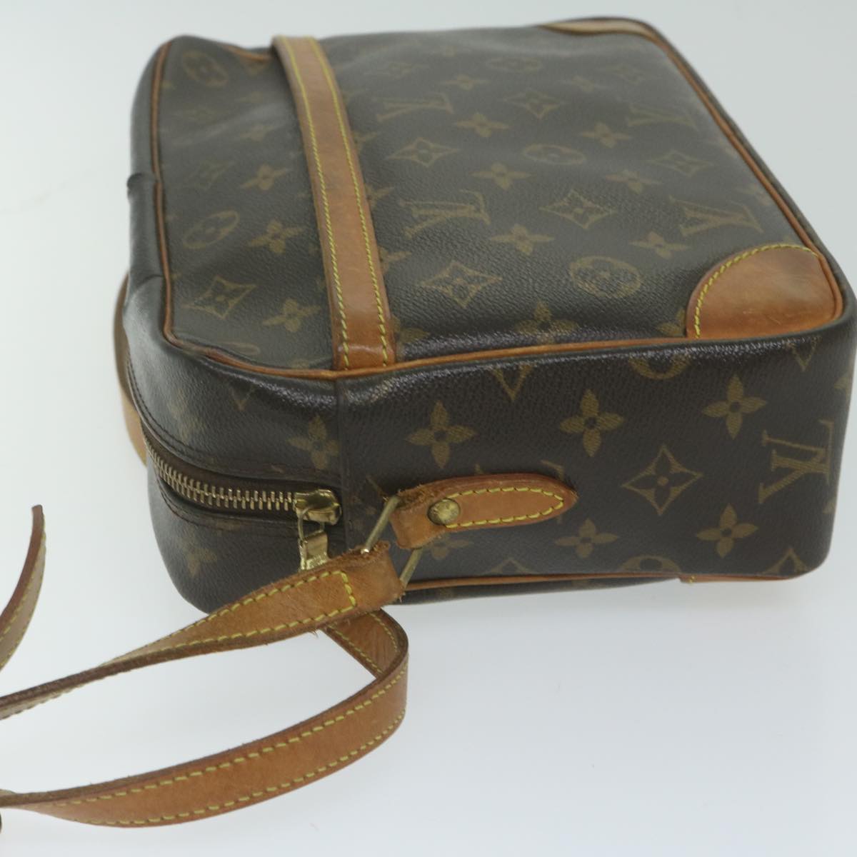 LOUIS VUITTON Monogram Trocadero 30 Shoulder Bag M51272 LV Auth 63015